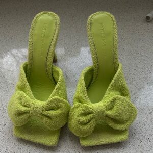 Bottega Venetta stretch mule Acid Kiwi (NO BOX)